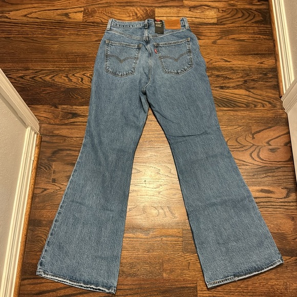 Levi’s 70s High Flare Jeans - Picture 5 of 7